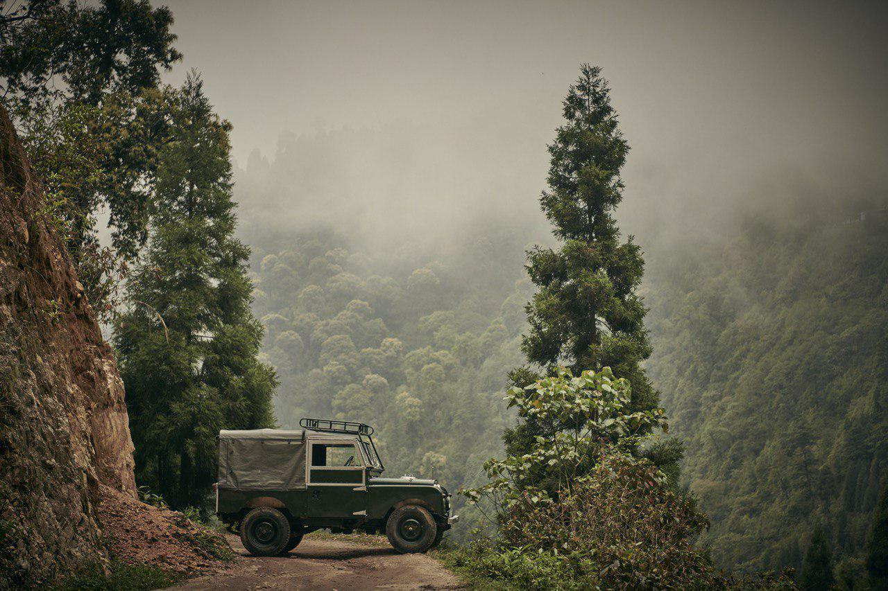 Первая серия Land Rover. Гималаи