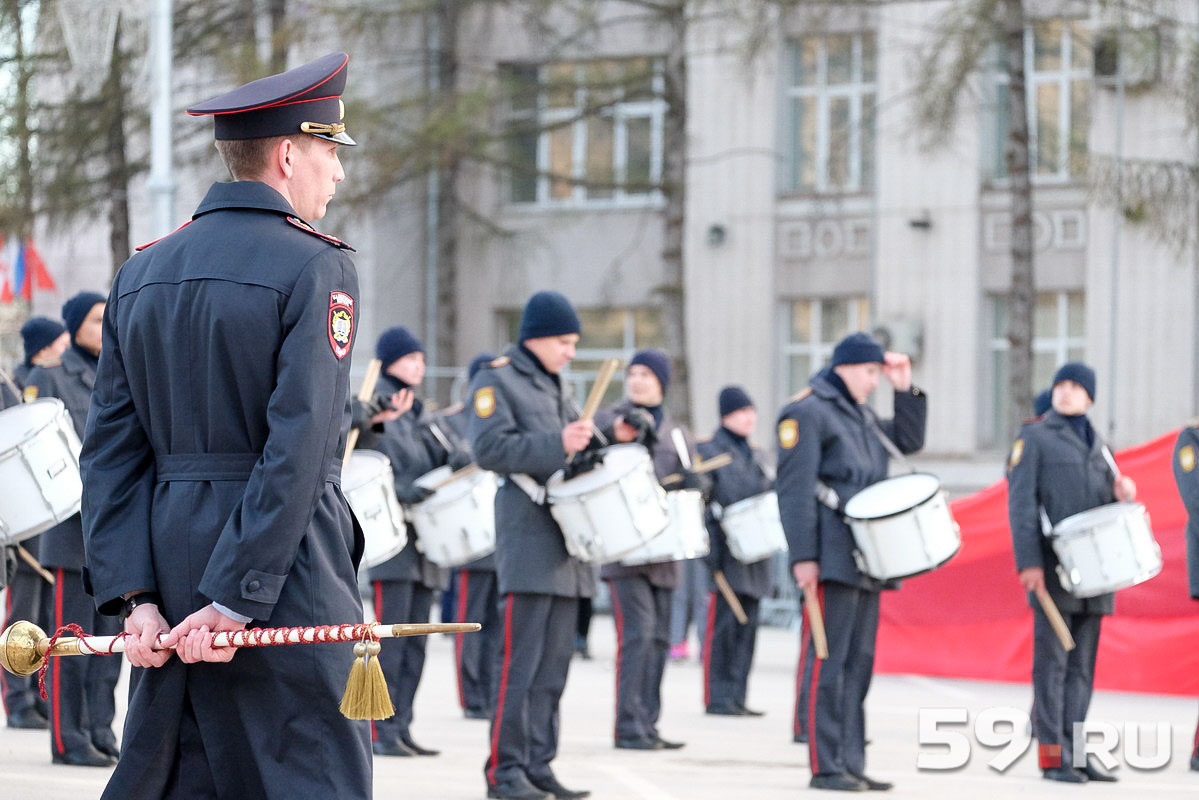 Всего на площади будет предусмотрено 12 000 зрительских мест Всего на площади будет предусмотрено 12 000 зрительских мест