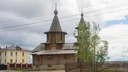 Часовня на барже: ГК «Титан» помогла перевезти храм из Архангельска в Пинегу