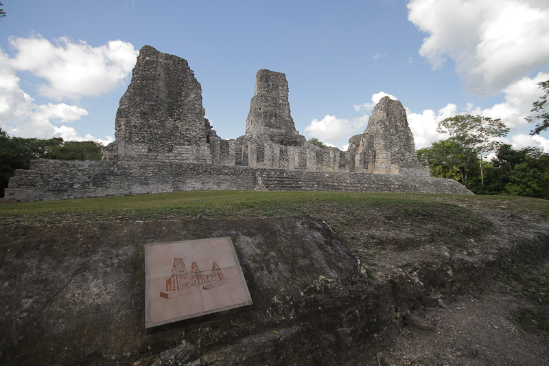 Центральное строение города и как оно выглядело во времена майя