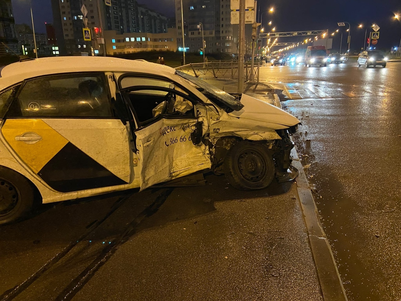 авария такси в москве сегодня