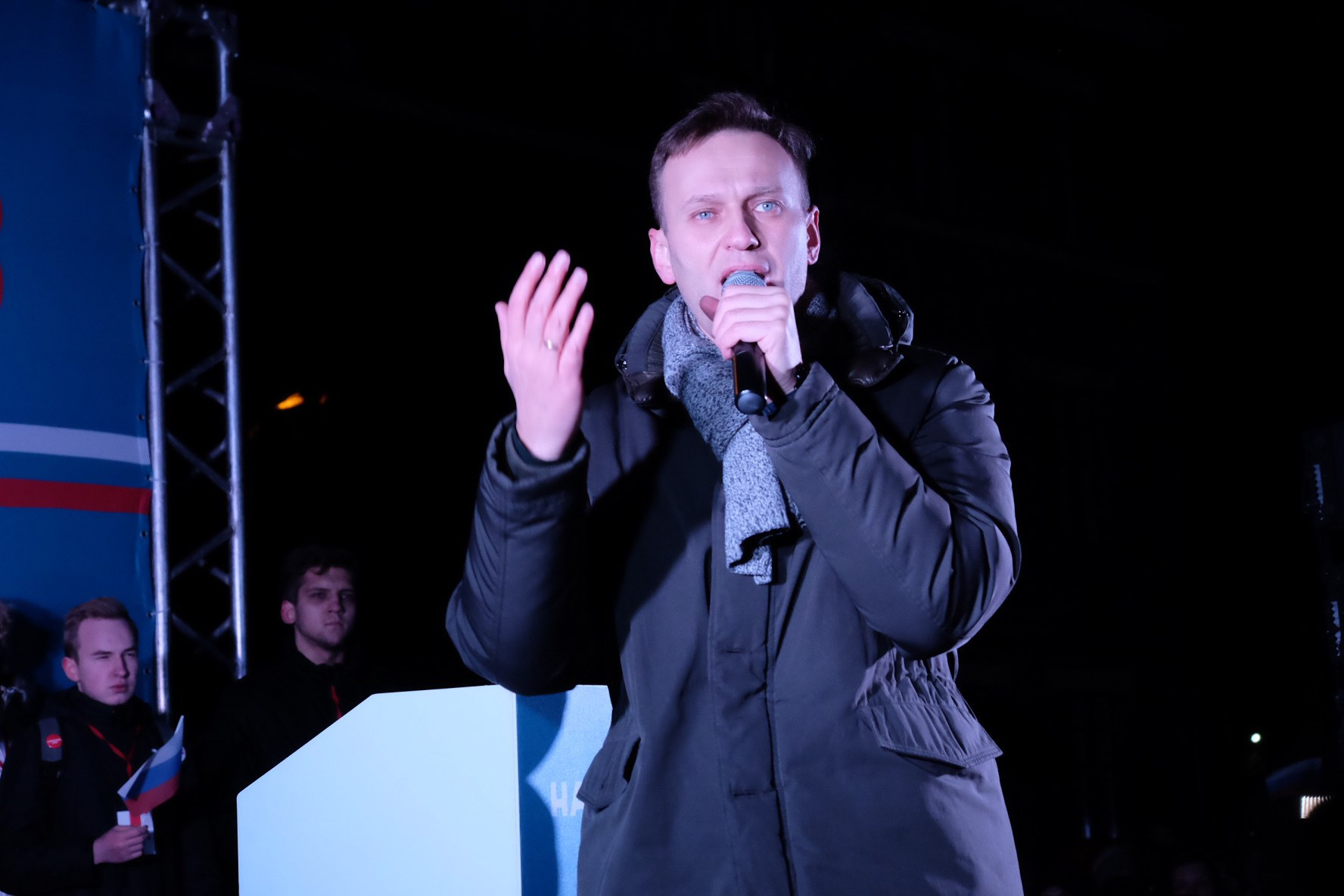 Алексей Навальный обещает показательные судебные процессы Алексей Навальный обещает показательные судебные процессы