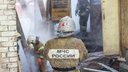 Пожар тушили два десятка сотрудников МЧС: в Тольятти сгорел снегоход