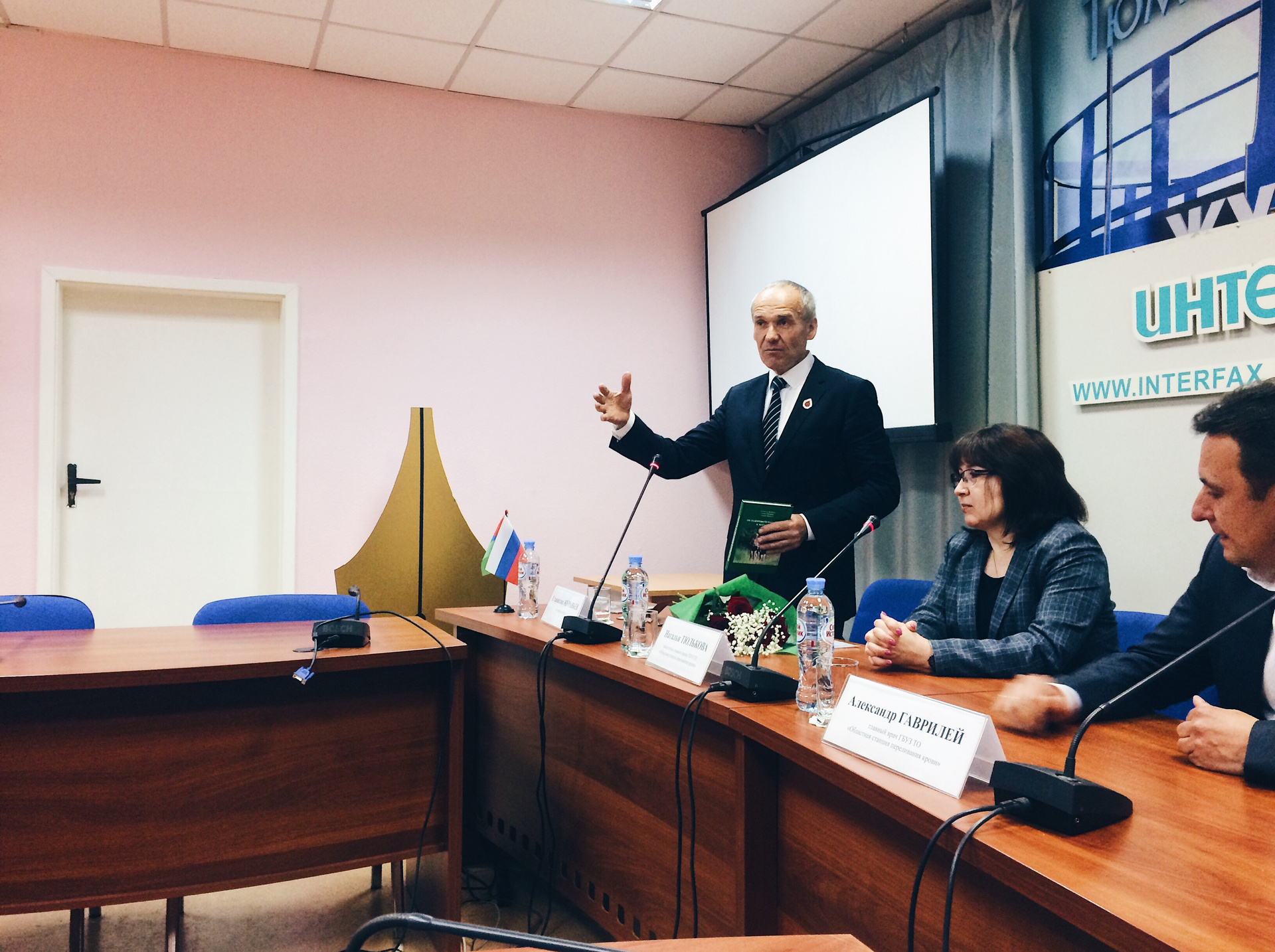 Чтобы всегда быть в тонусе, донор со стажем ведёт активный образ жизни и практикует лечебное голодание Чтобы всегда быть в тонусе, донор со стажем ведёт активный образ жизни и практикует лечебное голодание