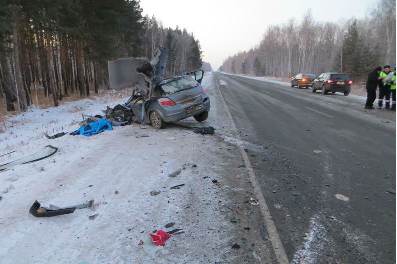 Водитель Opel Astra погиб на месте ДТП Водитель Opel Astra погиб на месте ДТП