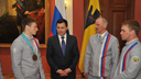 Ярославских фристайлистов снова наградили: губернатор выдал сертификаты на квартиры