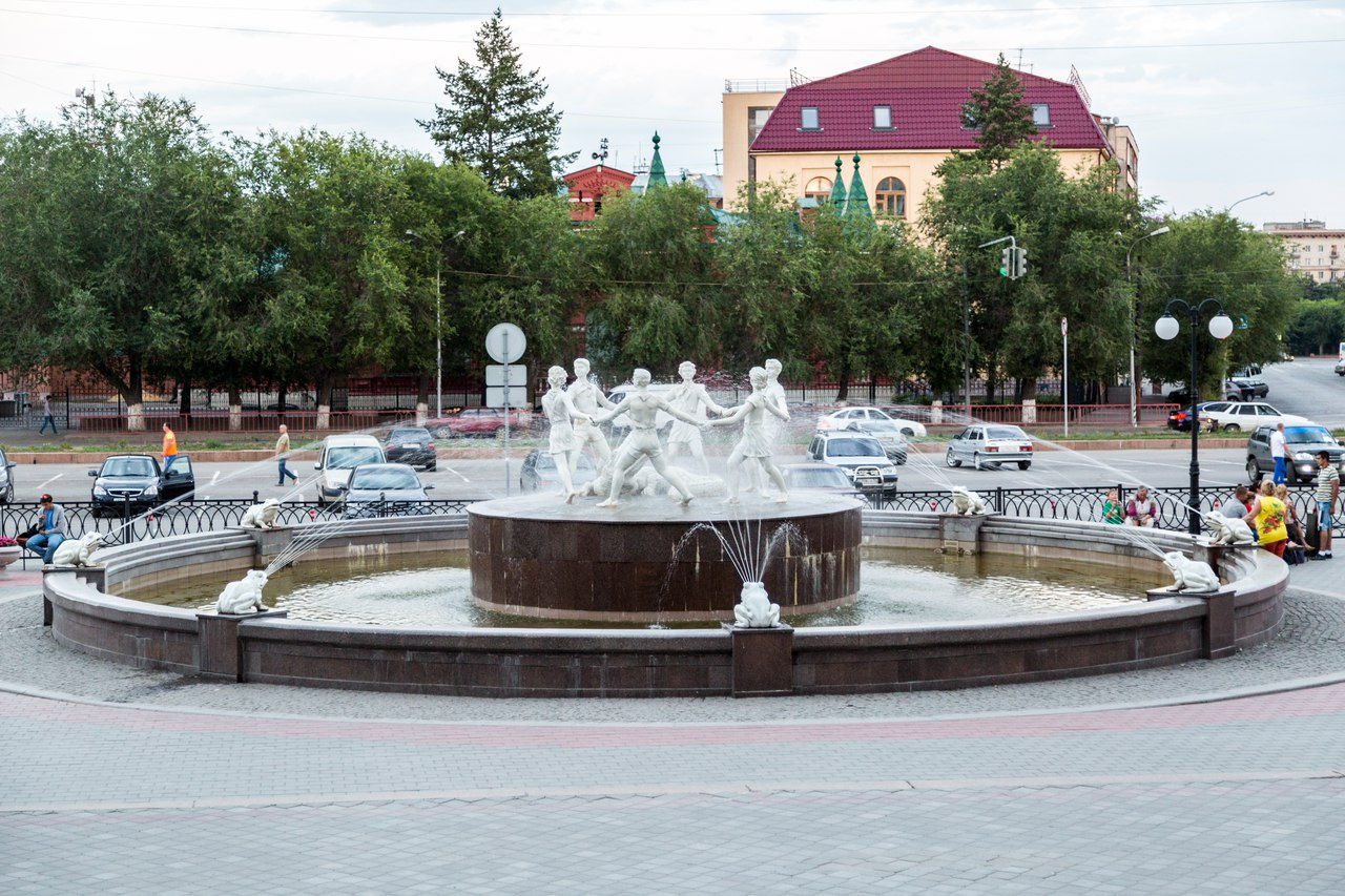 фонтан на вокзале в волгограде