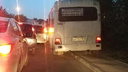 В Ростове водителя маршрутки, который проехал по тротуару, проверяет полиция