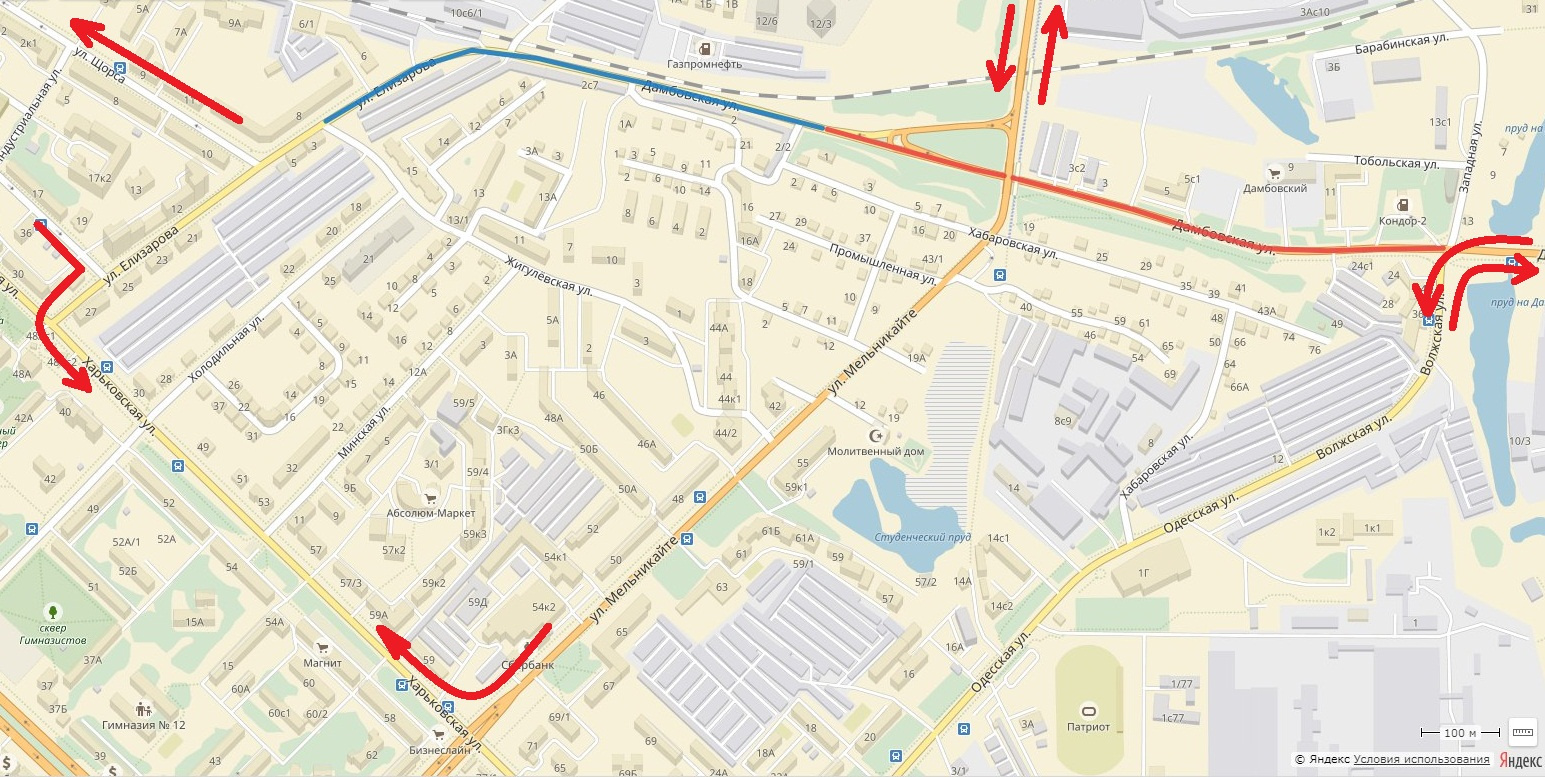 Синей линией обозначено перекрытие для транзитного транспорта, красной - для всего транспорта. Красные стрелки указывают направление движения