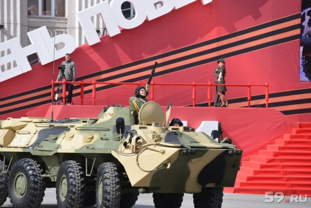 Мероприятия в честь 72-й годовщины Победы в Перми начнутся 9 мая с торжественного прохождения войск Пермского гарнизона Мероприятия в честь 72-й годовщины Победы в Перми начнутся 9 мая с торжественного прохождения войск Пермского гарнизона