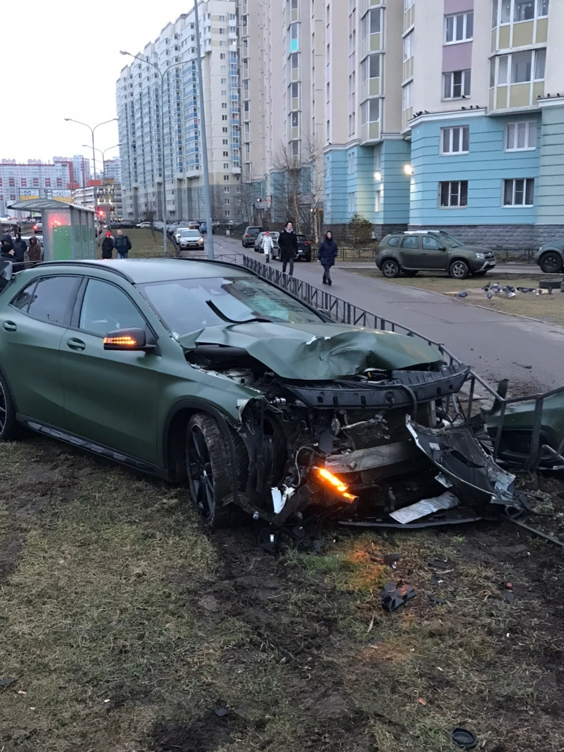 Автомобильная авария на Захарова