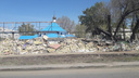 Остались лестница и руины: у больницы Пирогова снесли незаконный магазин