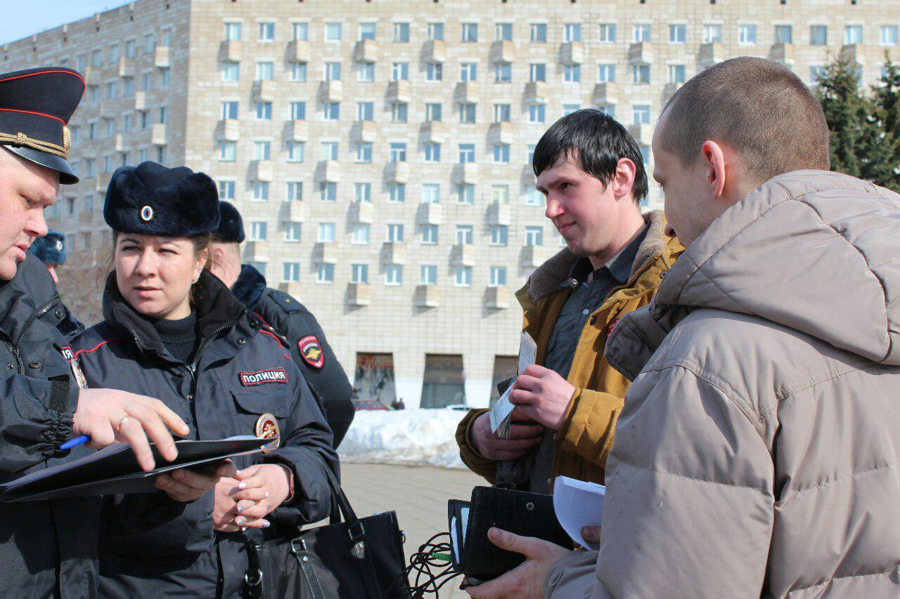 В Архангельске задержали десять участников бессрочной акции против  строительства мусорного полигона в Шиесе - 8 апреля 2019 - ФОНТАНКА.ру