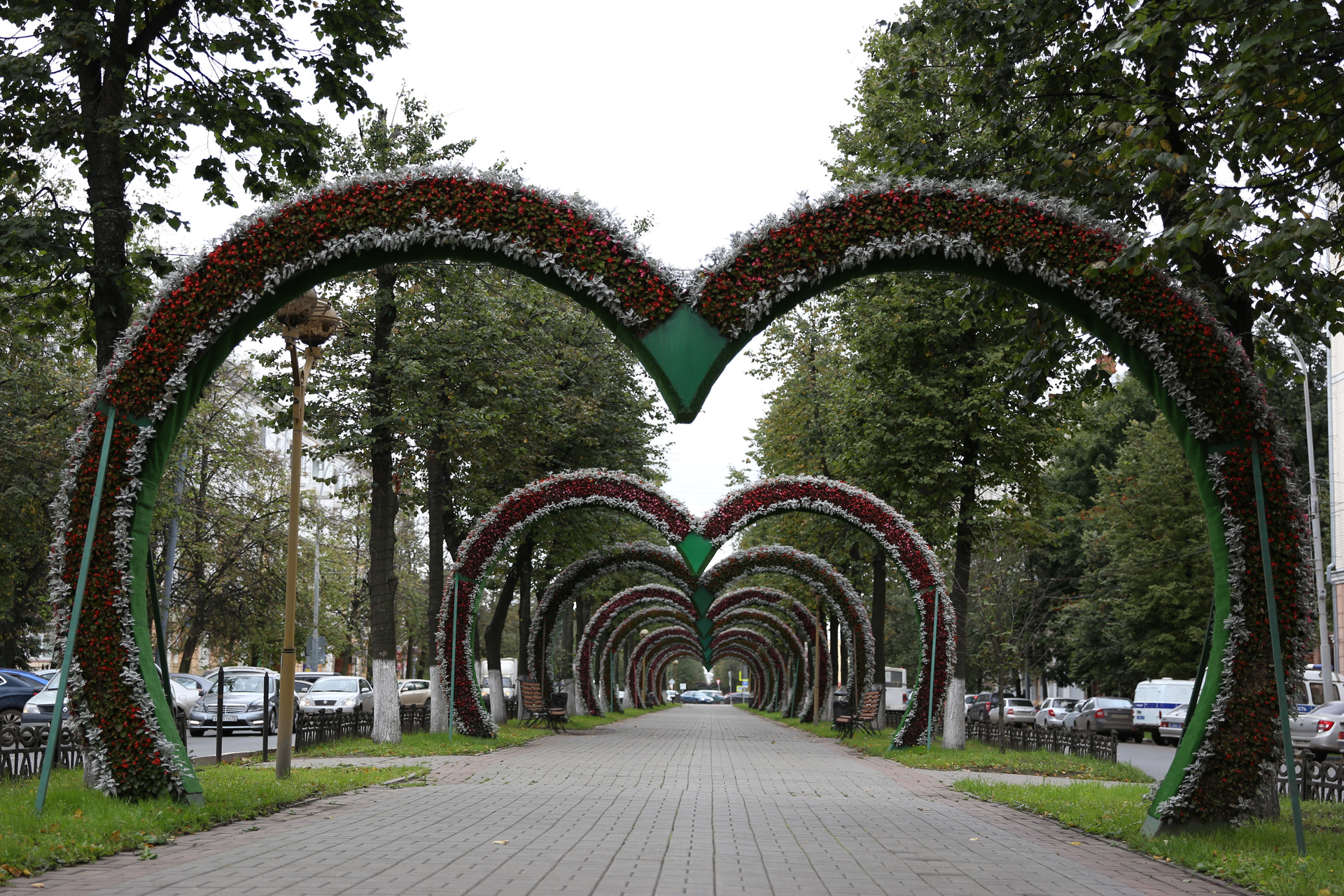 Парк «аллея любви» в Ярославле в Питере