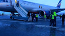 В аэропорту Волгограда загорелась зарядка в севшем самолете из Москвы