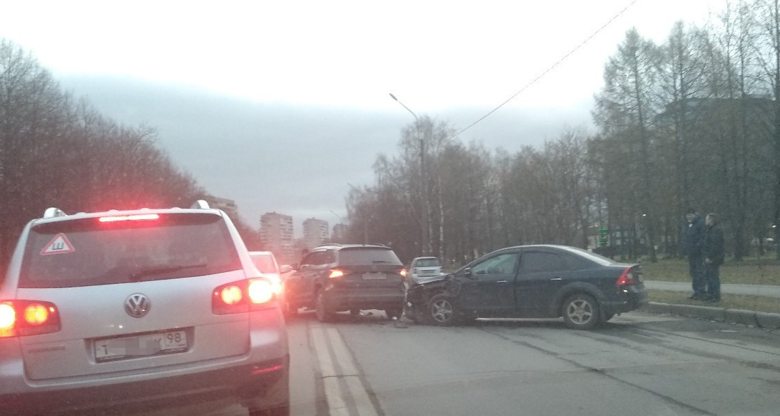 ДТП на Полюстровском проспекте