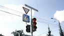 Житель Пласта устроил тройное ДТП на перекрестке в Челябинске