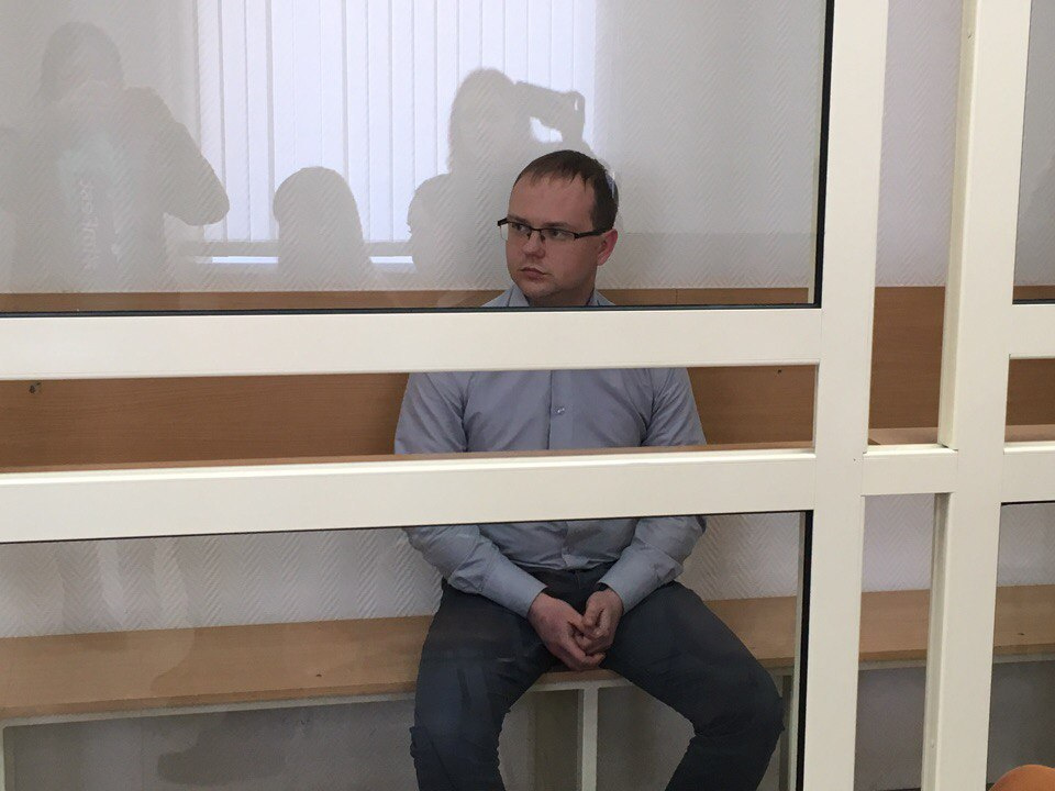 Директор УК "Гарант" не признает свою вину Директор УК "Гарант" не признает свою вину
