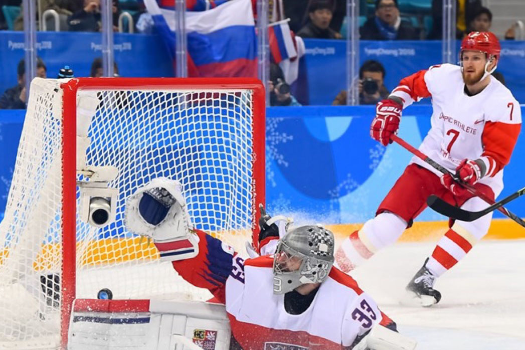 В полуфинале Игр-2018 российские хоккеисты забросили в ворота Павла Францоуза три шайбы