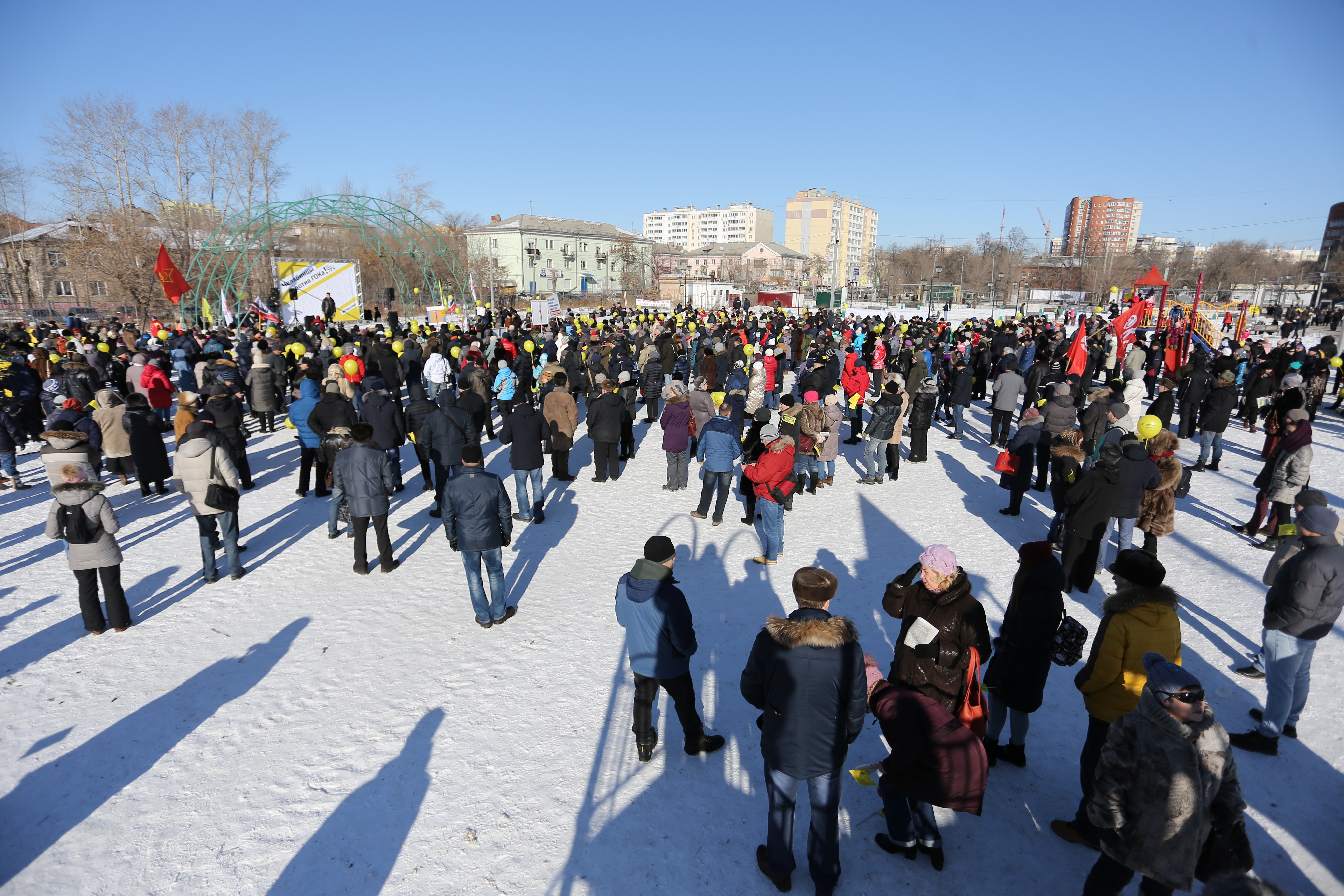 На митинг приходили семьями На митинг приходили семьями