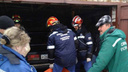 В Самарской области спасатели вызволили из погреба в гараже пожилого мужчину без сознания
