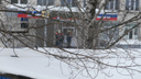 «Вышли, в чем были»: в Тольятти эвакуировали школу из-за сообщения о минировании