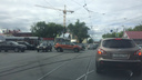 Центр Самары — в пробках: дороги в районе площади Куйбышева перекрыли бетонными блоками