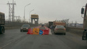 В Самаре начали перекрывать дорогу на Жигулевской ГЭС: автомобилисты готовятся к пробкам