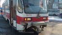 ПАЗик  протаранил трамвай: в ДТП на Гагарина пострадали трое