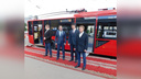 С оркестром и ковровой дорожкой: как запускали новые красные троллейбусы в Ярославле