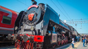 В Ростов прибыл старинный поезд времен Великой Отечественной (фоторепортаж)