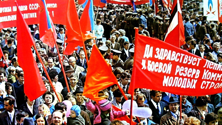 Парад, маёвки и ДДТ: как праздновали Первомай в Царицыне, Сталинграде и Волгограде