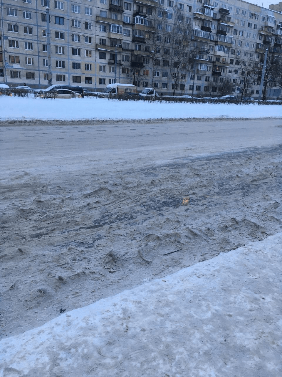 жалобы петербуржцев на неубранный снег