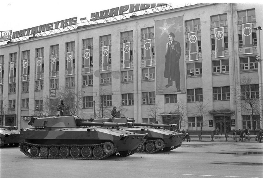 Парад военной техники 9 мая Парад военной техники 9 мая
