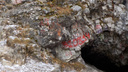 Южноуральский школьник с отцом придумали, как очистить пещеры от надписей туристов