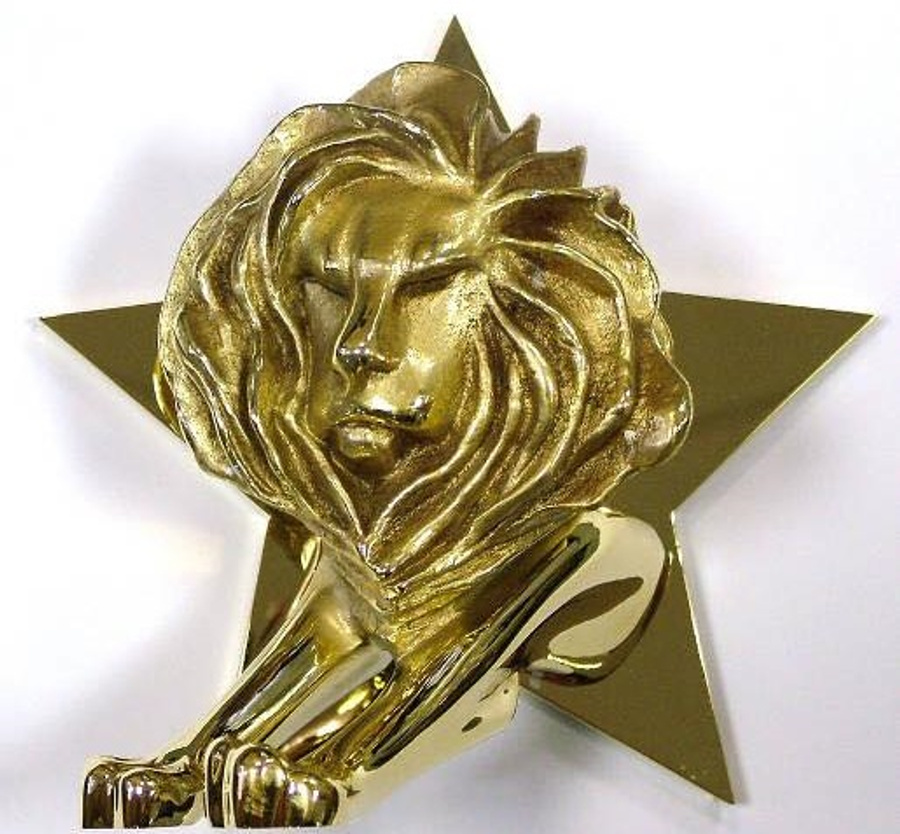 Так выглядит статуэтка бронзового льва.