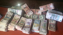 Житель Самары обчистил кассу банка на улице Победы из-за долгов по азартным играм