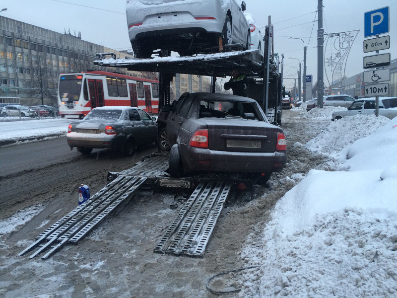 Автовоз попал в дтп