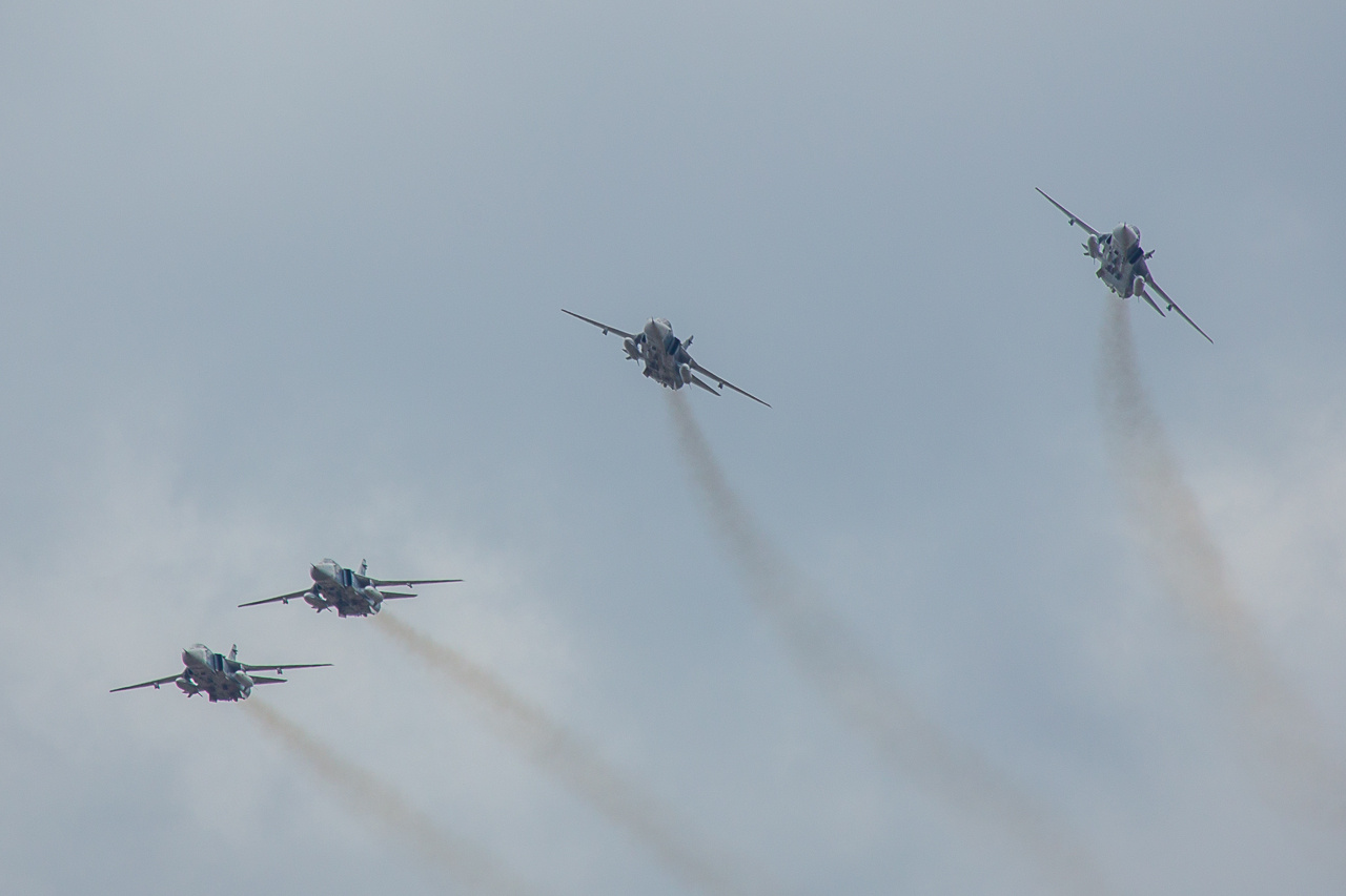 Четверка Су-24 Четверка Су-24