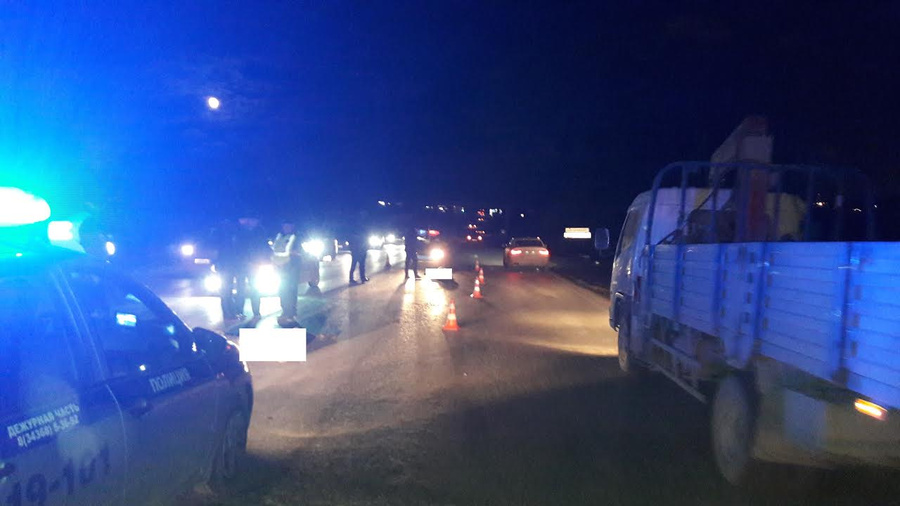 Авария в верхней пышме вчера. Происшествия пышма сегодня. Происшествия верхняя пышма. Среднеуральск авария сегодня. Верхняя пышма авария 24 мая 2015 фото.