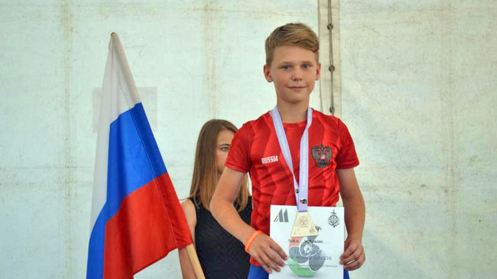 Южноуральский школьник взял серебро чемпионата мира по судомодельному спорту