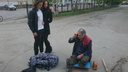 Не смогли пройти мимо: челябинцы нашли родных бездомного инвалида и отправили его в Нальчик
