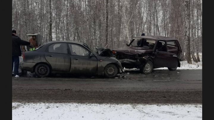 Лобовое ДТП в Челябинской области унесло жизни двоих человек