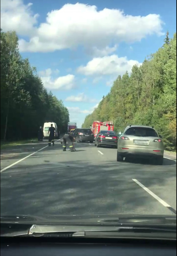 Скриншот видео из группы «ДТП и ЧП | Санкт-Петербург» / vk.com/spb_today