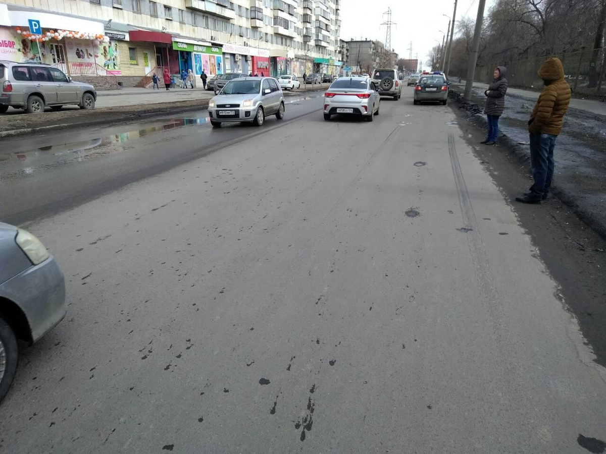 В Челябинске автомобилистка сбила юного нарушителя ПДД