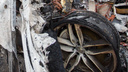 Пожар уничтожил Alfa Romeo на севере Волгограда