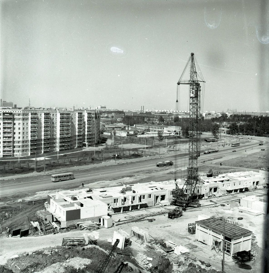 Эскизный проект «Комсомольского» был готов и одобрен в ноябре 1978 г.
