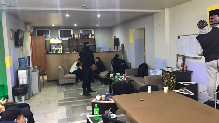 Полиция и Росгвардия накрыли в Челябинске ещё одно подпольное казино