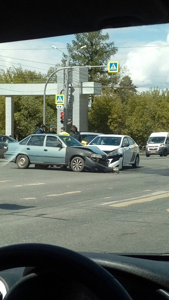 Еще одна авария произошла сегодня в центре Челябинска