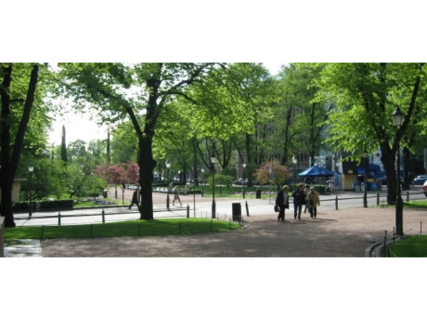 На территории парка есть концертная площадка, где регулярно проводятся джаз, фолк, блю и рок — фестивали.